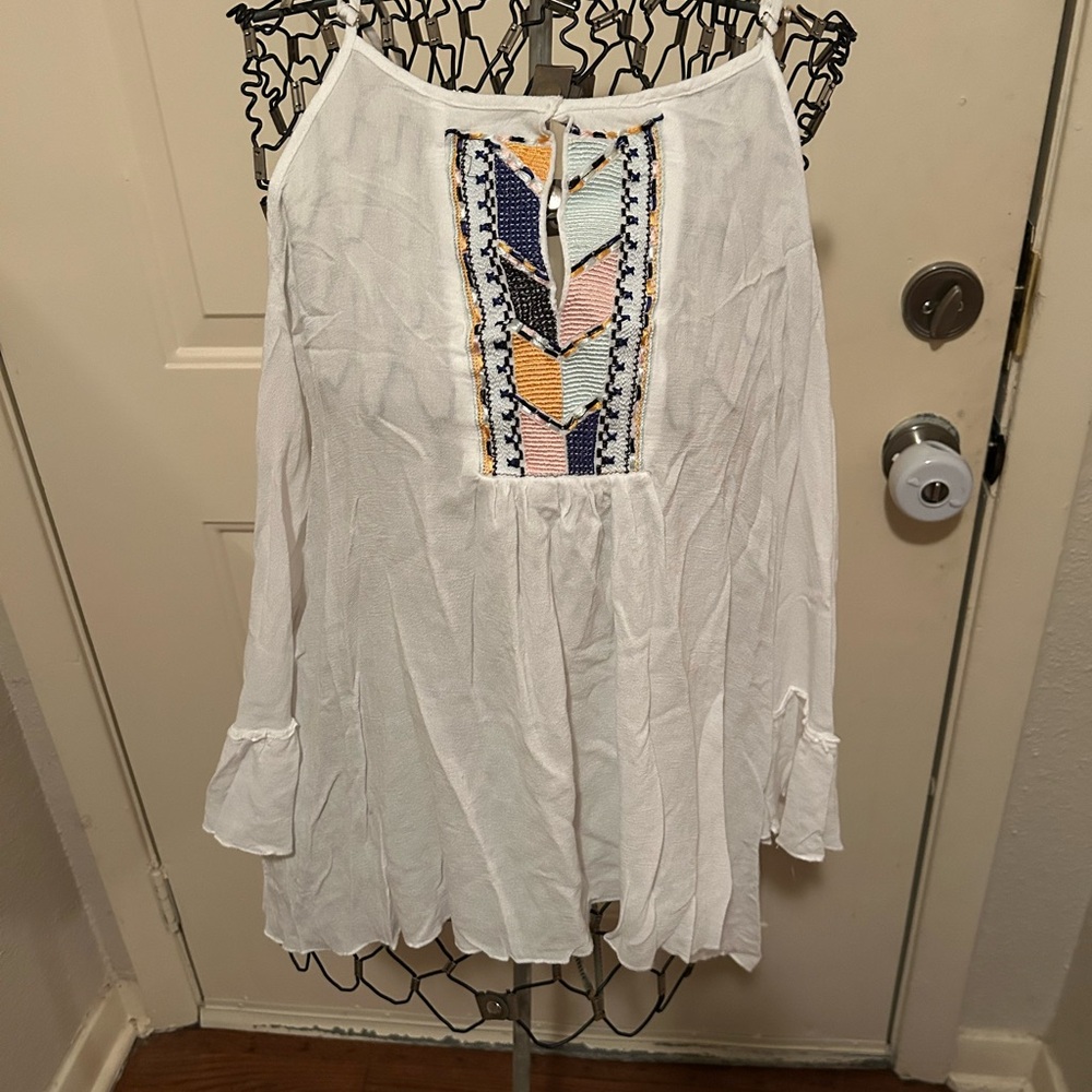 POL White Cold Shoulder Embroidered Top